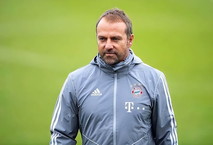 利物浦首回合失利 斯洛特战术调整成关键