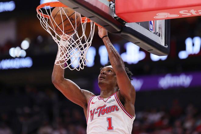 阿门41分创队史纪录火箭8连胜终结主帅用人遭质