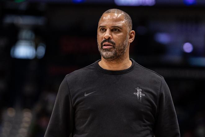 阿门41分创队史纪录火箭8连胜终结主帅用人遭质